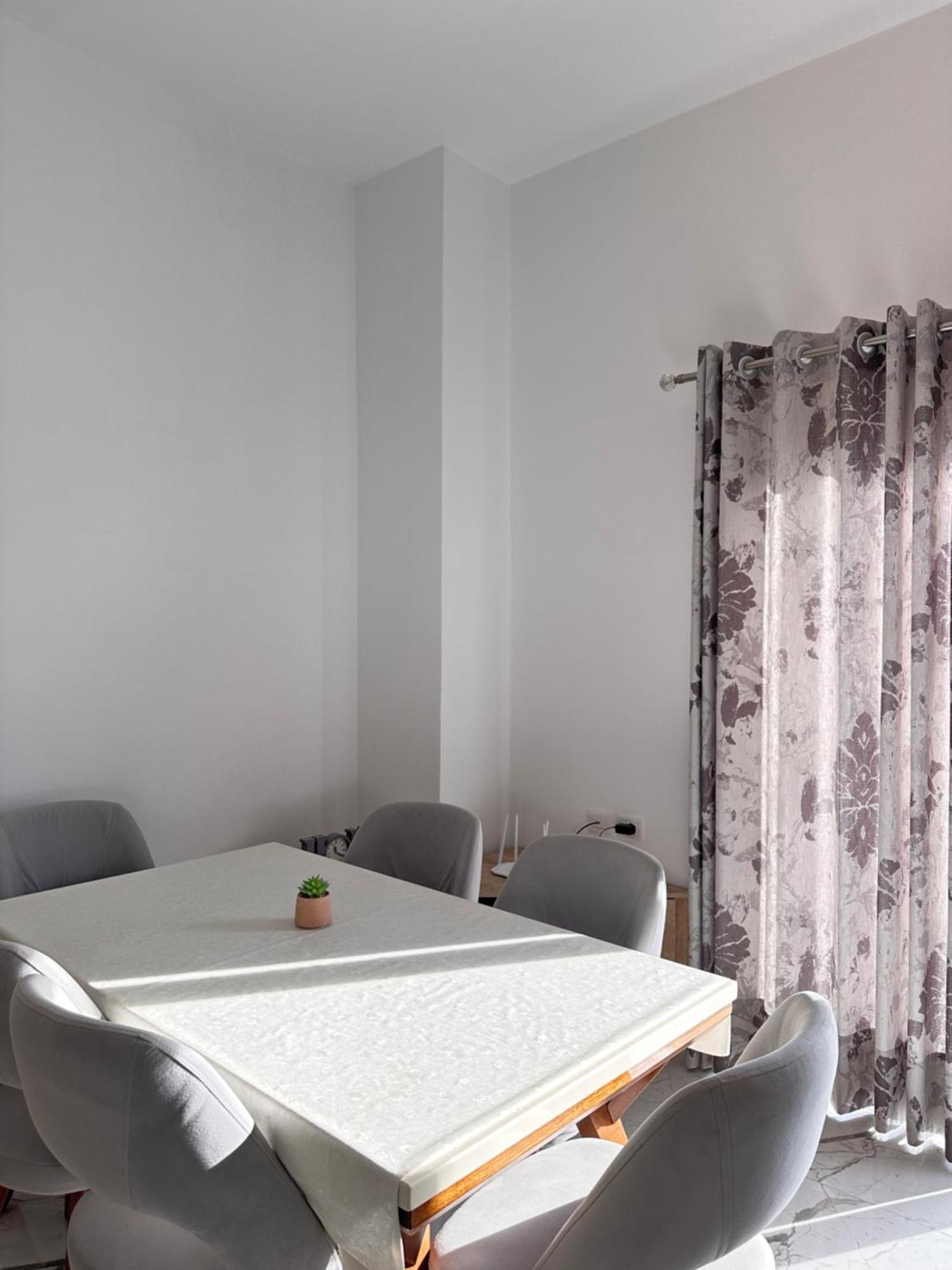 The Hill Sea View Apartment Саранда Экстерьер фото